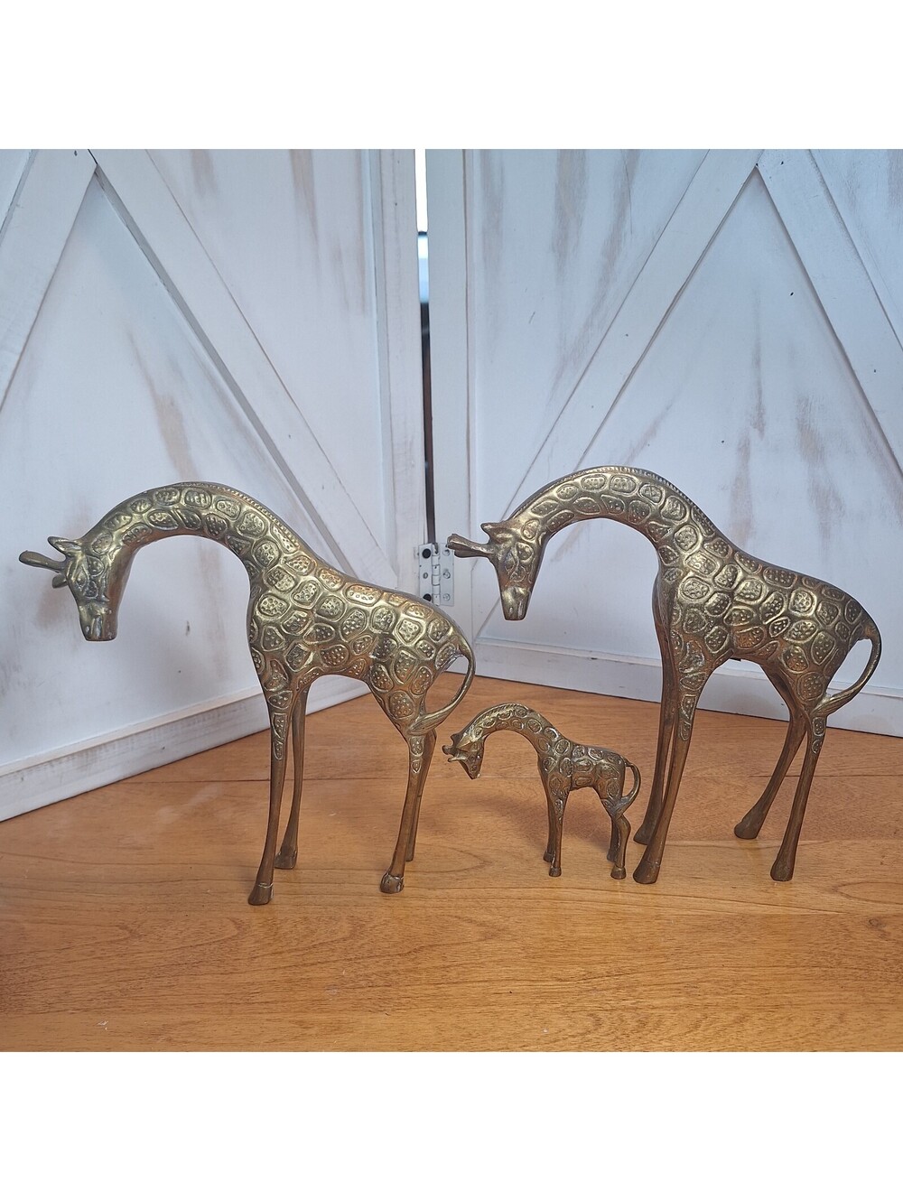 Vintage Set Of 3 Solid Brass Giraffe Statue Figurines Mom/Dad/Baby/Family - Picture 3 of 9